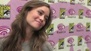 IMG/jpg/summer-glau-wonder-con-2009-ign-video-interview-screencaps-gq-08.jpg (...)