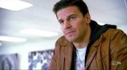 IMG/jpg/david-boreanaz-bones-tv-series-1x10-mq-09.jpg