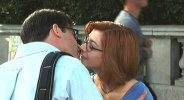 IMG/jpg/alyson-hannigan-freddie-prinze-junior-boys-and-girls-movie-2000-11.j (...)