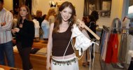 IMG/jpg/michelle-trachtenberg-james-perse-malibu-store-opening-mq-41.jpg