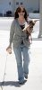 IMG/jpg/alyson-hannigan-with-dog-brentwood-county-mart-june-21-2009-paparazz (...)