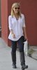 IMG/jpg/julie-benz-robertson-boulevard-shopping-march-18-2010-paparazzi-gq-1 (...)