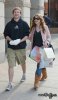 IMG/jpg/michelle-trachtenberg-shawn-ashmore-toronto-lunchshopping-hq-02-0750 (...)