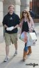 IMG/jpg/michelle-trachtenberg-shawn-ashmore-toronto-lunchshopping-hq-02-1500 (...)