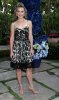 IMG/jpg/elisabeth-rohm-ysl-pool-party-hq-01-1500.jpg