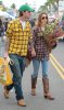 IMG/jpg/summer-glau-farmers-market-los-angeles-paparazzi-gq-03.jpg