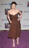 IMG/jpg/michelle-trachtenberg-race-to-erase-ms-hq-09-1500.jpg