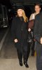 IMG/jpg/sarah-michelle-gellar-arriving-lax-airport-february-10-2009-paparazz (...)