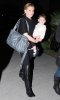 IMG/jpg/sarah-michelle-gellar-out-in-brentwood-november-21-2010-paparazzi-hq (...)