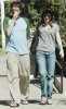 IMG/jpg/alyson-hannigan-alexis-denisof-leaving-a-votre-sante-restaurant-hq-1 (...)