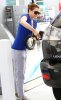 IMG/jpg/alyson-hannigan-petrol-station-los-angeles-paparazzi-july-27-2010-hq (...)