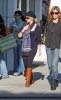 IMG/jpg/sarah-michelle-gellar-montana-avenue-santa-monica-december-15-papara (...)