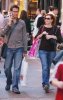 IMG/jpg/alyson-hannigan-alexis-denisof-soho-new-york-shopping-mq-02.jpg