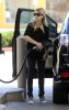 IMG/jpg/sarah-michelle-gellar-shopping-whole-foods-paparazzi-march-27-2010-m (...)