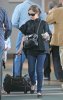 IMG/jpg/sarah-michelle-gellar-vancouver-airport-paparazzi-hq-01-1500.jpg