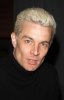 IMG/jpg/james-marsters-buffy-wrap-party-2003-hq-02-1500.jpg