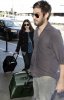 IMG/jpg/michelle-trachtenberg-lax-airport-los-angeles-april-21-2009-paparazz (...)