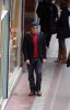 IMG/jpg/wentworth-miller-marche-puces-clignancourt-paparazzi-gq-11.jpg