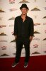 IMG/jpg/eric-balfour-california-speedway-running-wide-open-party-hq-02-1500. (...)