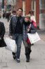 IMG/jpg/alyson-hannigan-alexis-denisof-paparazzi-winter-hq-03-1500.jpg