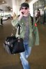 IMG/jpg/seth-green-los-angeles-airport-paparazzi-gq-02.jpg