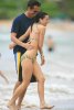 IMG/jpg/alyson-hannigan-alexis-denisof-bikini-hawaii-paparazzi-hq-14-0750.jp (...)