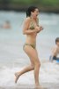 IMG/jpg/alyson-hannigan-alexis-denisof-bikini-hawaii-paparazzi-hq-15-1500.jp (...)