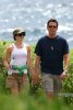 IMG/jpg/alyson-hannigan-alexis-denisof-bikini-hawaii-paparazzi-hq-26-1500.jp (...)