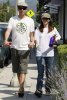 IMG/jpg/alyson-hannigan-alexis-denisof-shopping-in-brentwood-hq-02-1500.jpg