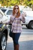 IMG/jpg/alyson-hannigan-back-to-her-car-march-11-2010-paparazzi-gq-02.jpg