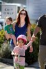 IMG/jpg/alyson-hannigan-family-brentwood-market-august-18-2013-paparazzi-hq- (...)