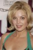 IMG/jpg/clare-kramer-unknown-event-green-outfit-hq-04-1500.jpg