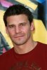 IMG/jpg/david-boreanaz-2007-teen-choice-awards-hq-01-1500.jpg