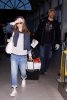 IMG/jpg/eliza-dushku-lax-airport-february-3-2010-paparazzi-hq-03.jpg