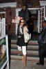 IMG/jpg/eliza-dushku-leaving-cafe-urth-los-angeles-december-15-2009-paparazz (...)