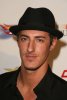 IMG/jpg/eric-balfour-california-speedway-running-wide-open-party-hq-01-1500. (...)