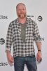 IMG/jpg/joss-whedon-2016-tribeca-film-festival-09.jpg