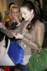 IMG/jpg/michelle-trachtenberg-kari-feinstein-2009-golden-globes-style-lounge (...)