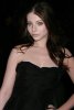 IMG/jpg/michelle-trachtenberg-prada-los-angeles-screening-trembled-blossoms- (...)