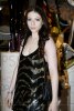 IMG/jpg/michelle-trachtenberg-topshop-topman-flagship-store-opening-hq-07.jp (...)