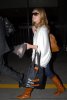 IMG/jpg/sarah-michelle-gellar-arrives-LAX-airport-hq-07-1500.jpg