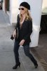 IMG/jpg/sarah-michelle-gellar-barneys-neiman-marcus-christmas-shopping-decem (...)