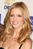 IMG/jpg/sarah-michelle-gellar-lucky-shops-vip-shopping-party-hq-01-1500.jpg