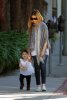 IMG/jpg/sarah-michelle-gellar-out-and-about-brentwood-january-30-2011-papara (...)