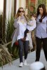 IMG/jpg/sarah-michelle-gellar-out-and-about-brentwood-january-30-2011-papara (...)