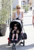 IMG/jpg/sarah-michelle-gellar-sunny-stroll-los-angeles-july-10-2011-paparazz (...)