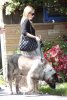 IMG/jpg/sarah-michelle-gellar-taking-tyson-to-the-vet-july-30-2009-paparazzi (...)