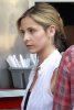 IMG/jpg/sarah-michelle-gellar-veronika-decides-to-die-movie-on-the-set-hq-36 (...)