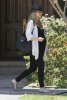 IMG/jpg/sarah-michelle-gellar-visiting-friend-in-the-valley-july-31-2009-pap (...)