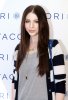 IMG/jpg/michelle-trachtenberg-2010-primetime-emmy-awards-style-lounge-hq-01. (...)